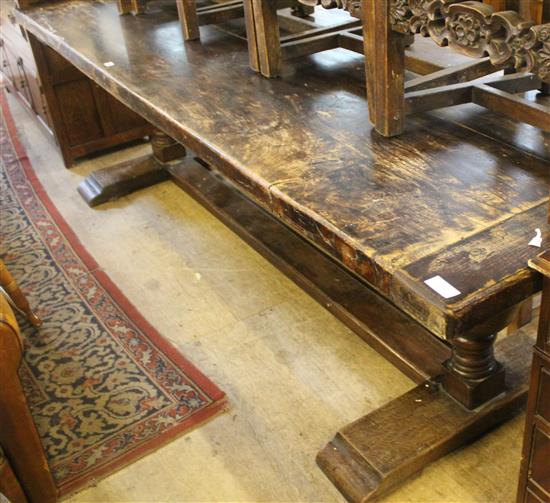 Oak refectory table with bulbous end supports